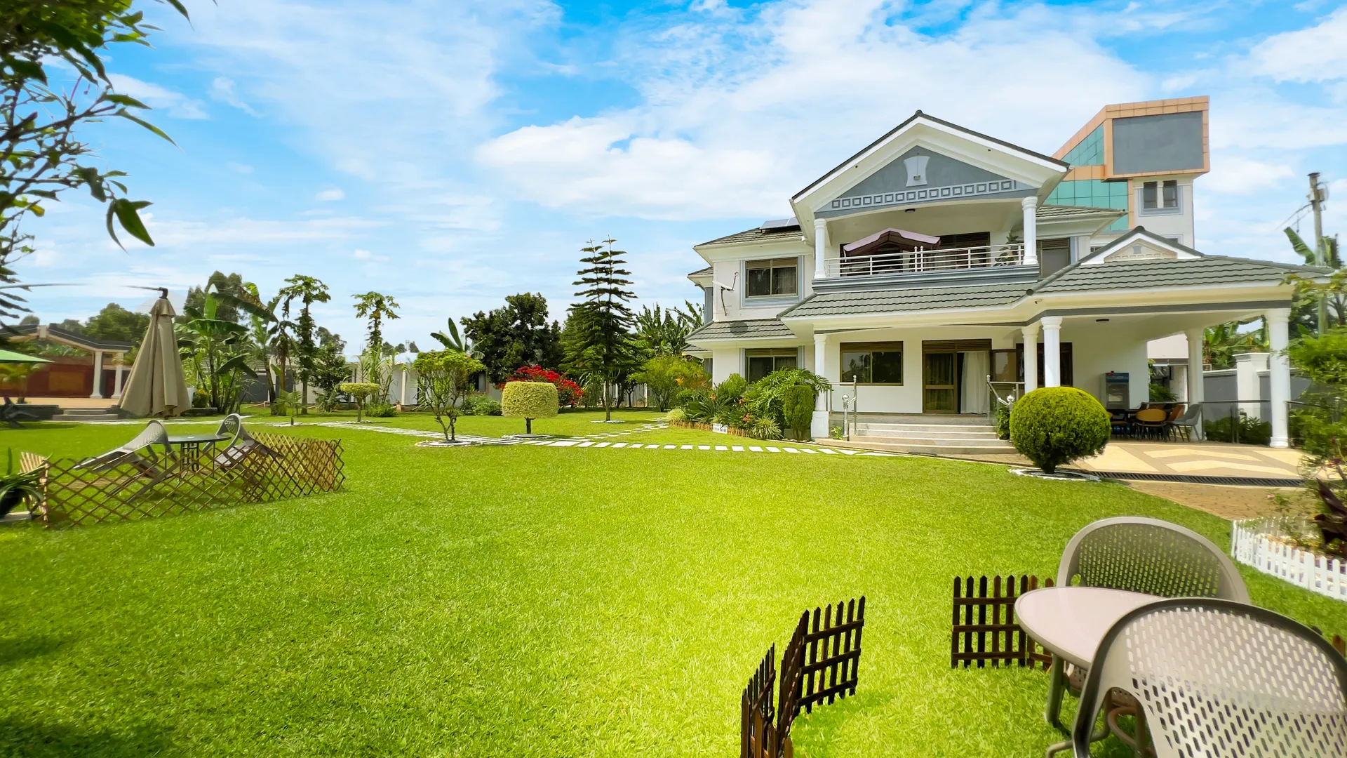 Discover Rwenzori Luxury Suites: The Ultimate Luxury Stay in Fort Portal
